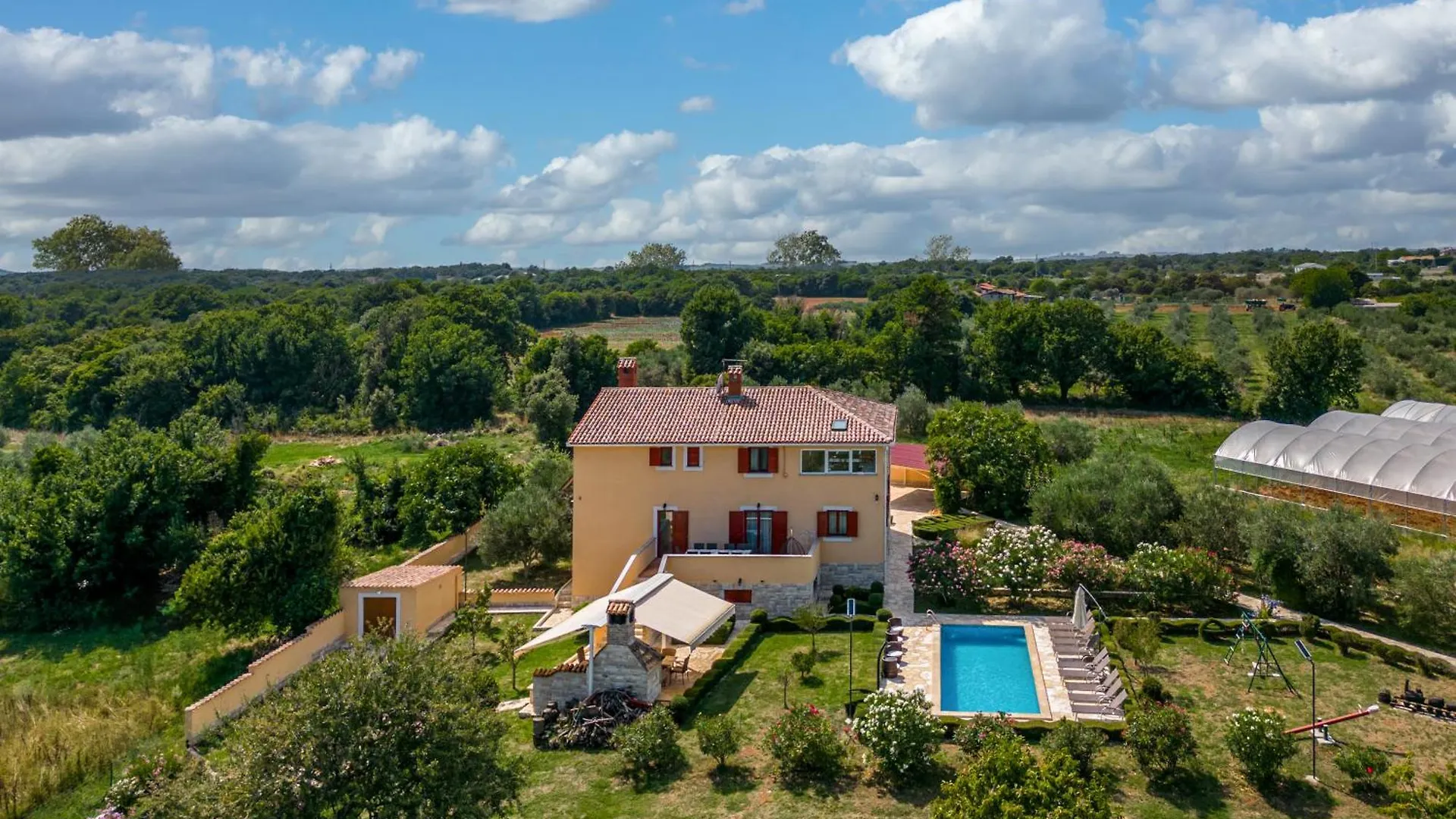 Pool Villa Divina - Happy Rentals Sisan Croatia
