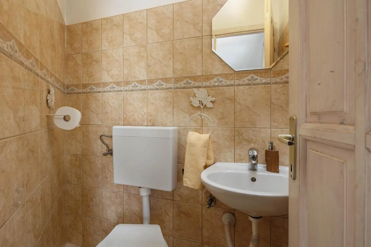Pool Villa Divina - Happy Rentals Sisan Croatia